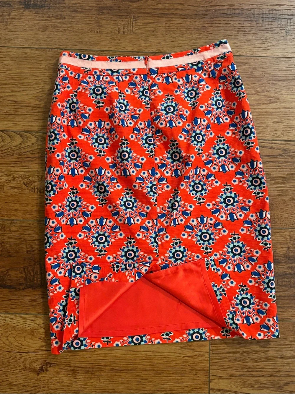 Boden Women’s Size 4 Pencil Skirt Red Blue Pink Floral Print UK 8